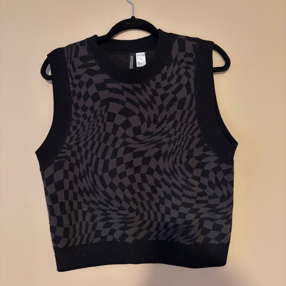 H&M Black Sweater